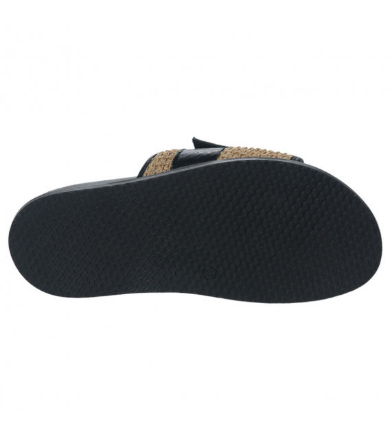 Pohodlné čierne moderné šľapky s prackou D27089-803