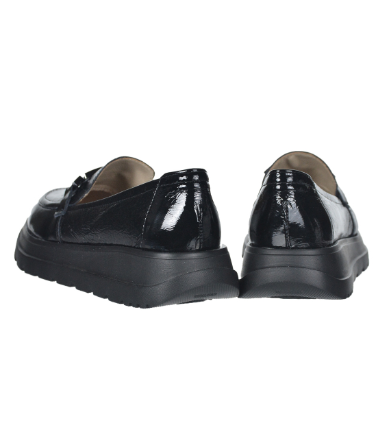 Čierne slip on mokasíny s ozdobou 2485