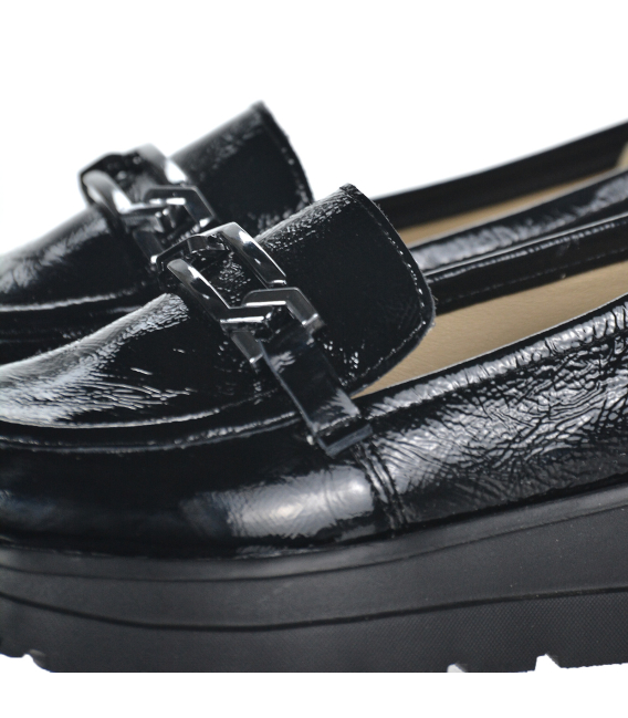 Čierne slip on mokasíny s ozdobou 2485