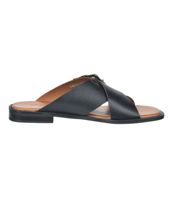 Elegantné čierne šľapky s prackou 101-2600