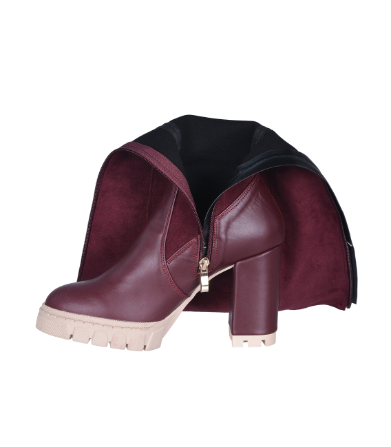 Elegantné bordové čižmy DLO2357