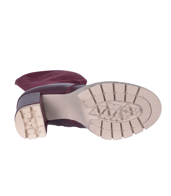 Elegantné bordové čižmy DLO2357
