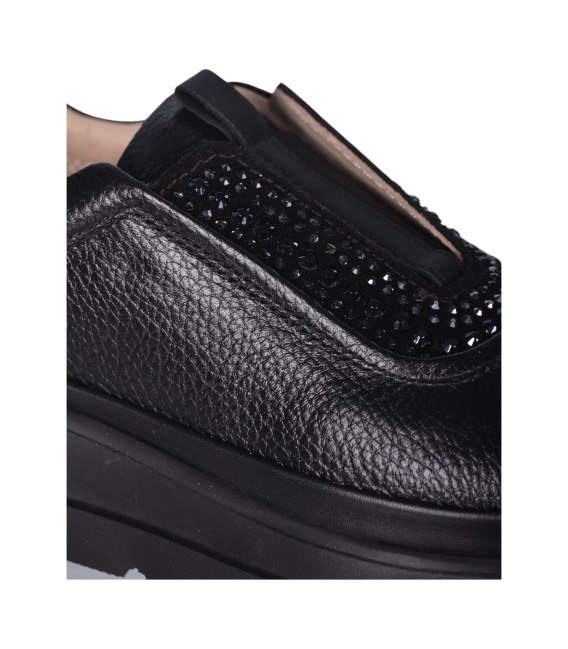 Čierne slip on tenisky s kamienkami na podošve unica 1012796