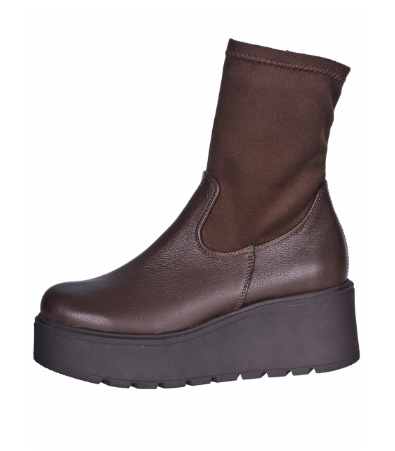 Hnedé kožené členkové čižmy na zips 2406