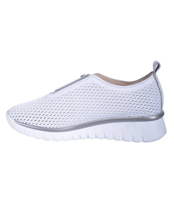 Dámske perforované biele slip on tenisky 2763
