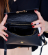 Dámska čierna kožená crossbody kabelka Ivana
