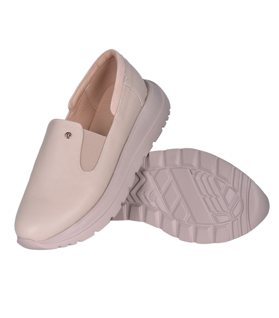 Béžové kožené slip on mokasíny DTE054