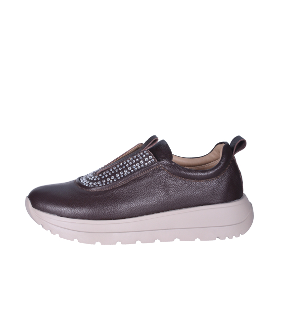 Hnedé slip on tenisky s kamienkami na podošve unica 2534