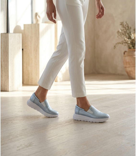 Modré kožené slip on mokasíny DTE054