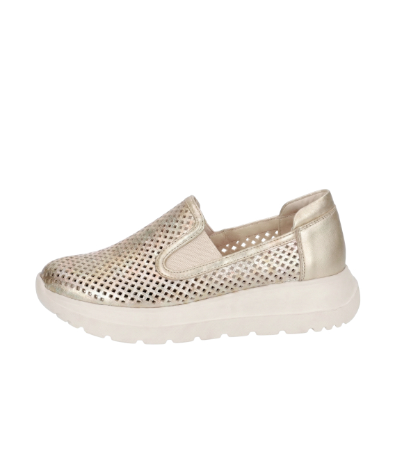 Zlaté perforované slip on mokasíny DTE054