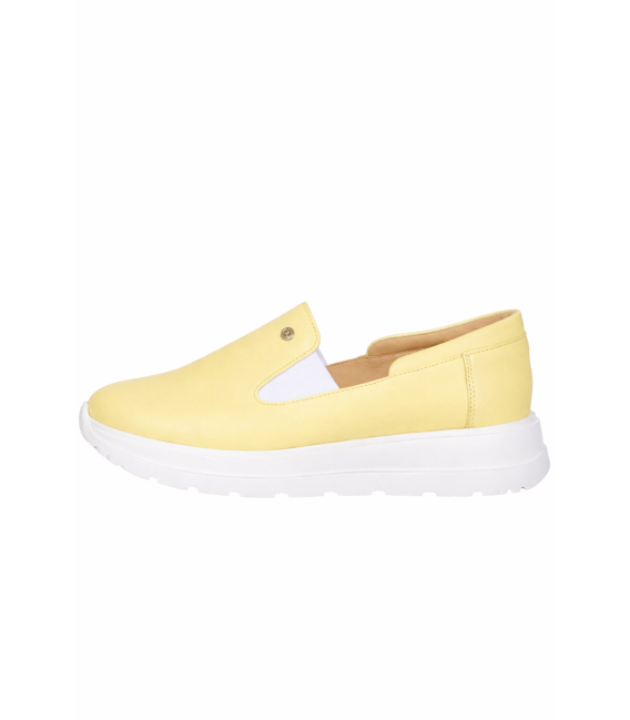 Žlté kožené slip on mokasíny DTE054