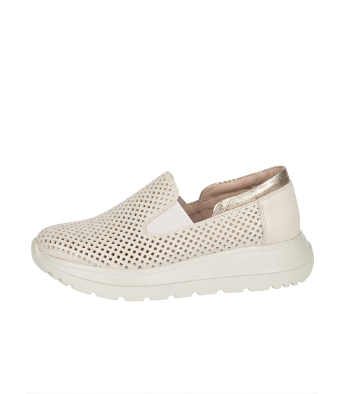 Béžové perforované slip on mokasíny DTE054