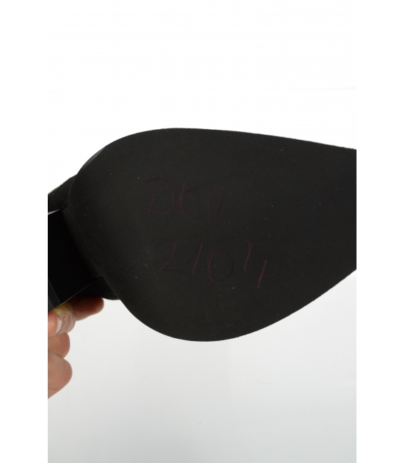 Čierne kožené čižmy western s vykrojeným vzorom DKO2051
