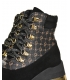 Čierne členkové topánky so zamšom a zlatým monogramom OL DKO3022