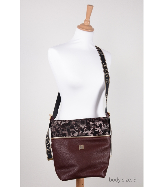 Bordová väčšia crossbody kabelka s maskáčovým vzorom KALISTO