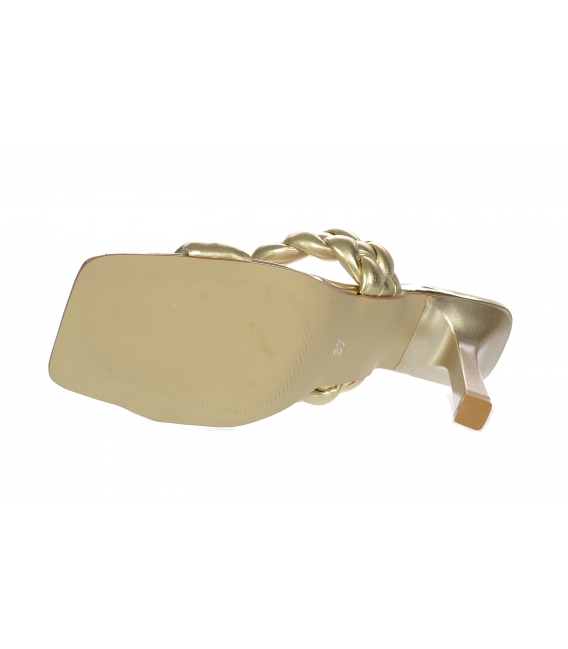 Zlaté kožené prepletané šľapky na elegantnom podpätku DSL2299