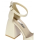 Béžové jednoduché kožené sandále na širokom podpätku DSA2302