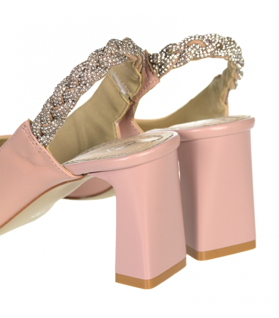 Ružové kožené sandále na podpätku s prepletaným kamienkovým zdobením 2328