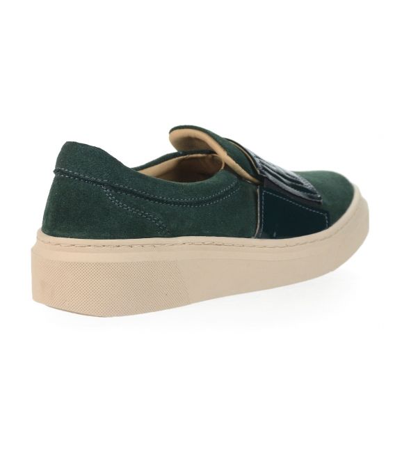 Pohodlné zelené slip- on topánky na podošve desna 045/N