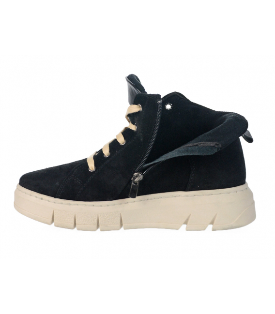 Čierne zateplené tenisky 232380 black